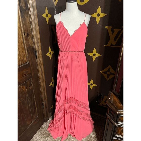 Badgley Mischka Modele Coral Pleated Runway Gown Formal Dress  NWT - Picture 1 of 8